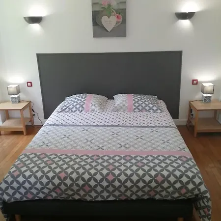 Bed and breakfast Chateau Du Bourg