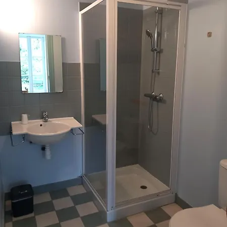 Alojamento de Acomodação e Pequeno-almoço Château Du Bourg 3*