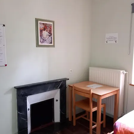 Chateau Du Bourg Bed & Breakfast 3*