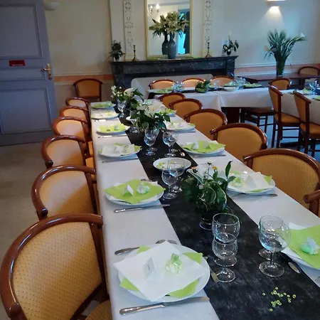 Bed & Breakfast Chateau Du Bourg 3*