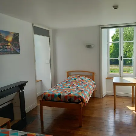 Bed and breakfast Chateau Du Bourg 3*