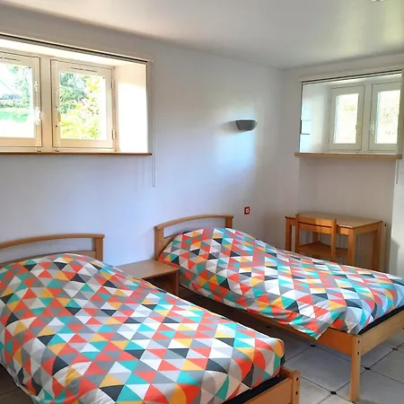 Chateau Du Bourg 3* Saint-Denis-de-Gastines