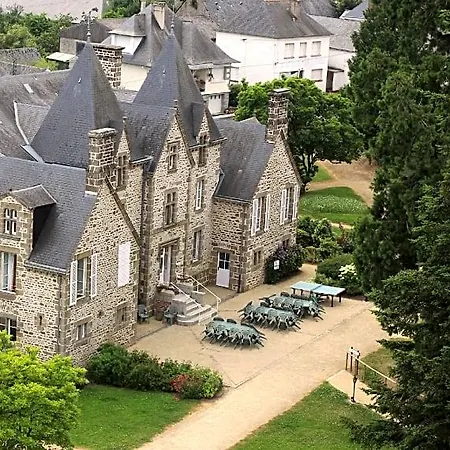 Chateau Du Bourg 3*