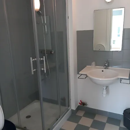 Chateau Du Bourg Bed & Breakfast