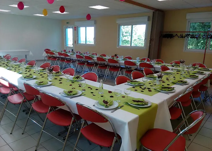 Chateau Du Bourg Saint-Denis-de-Gastines