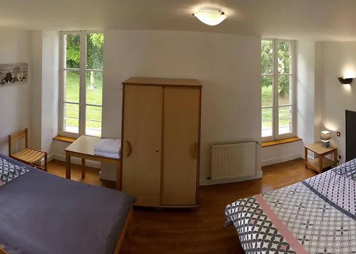 Chateau Du Bourg Bed & Breakfast