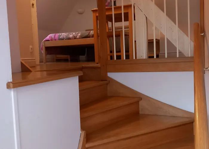 Chateau Du Bourg 3* Saint-Denis-de-Gastines