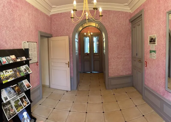 Chateau Du Bourg Bed & Breakfast Saint-Denis-de-Gastines